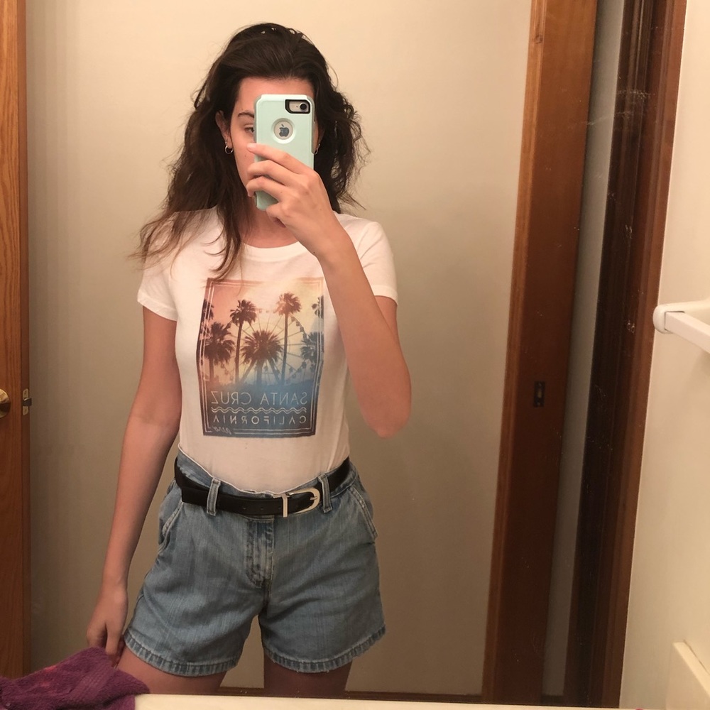 Santa Cruz California Graphic Tee